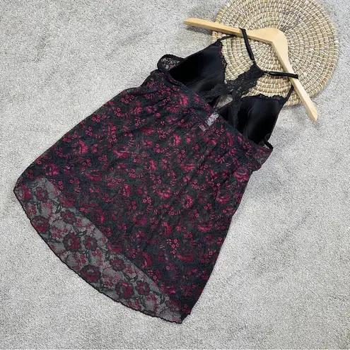 Lilac+London Women’s Lace Babydoll Chemise Lingerie V