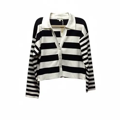 Hem & Thread  Cropped Cardigan. Size Large - Image 7