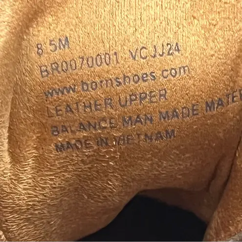 BORN Alma Leather Cream Textured Gum Sole Lace Up Sneakers Women’s Size 8.5 White