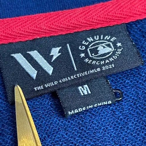 Atlanta Braves The Wild Collective Pullover Women's Size M Red/Navy Color Block Red Size M