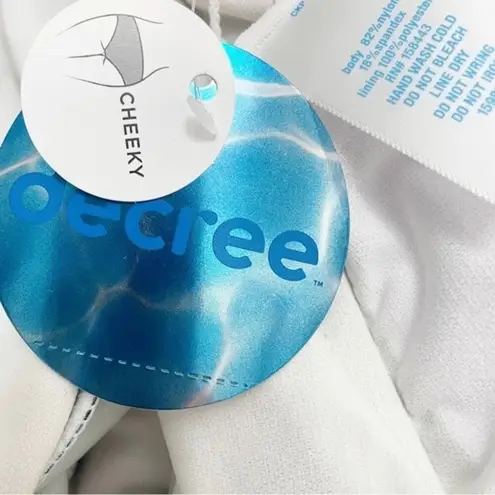 Decree NWT Tropical Print One Piece Swimsuit Women's Size Small Summer Vacation