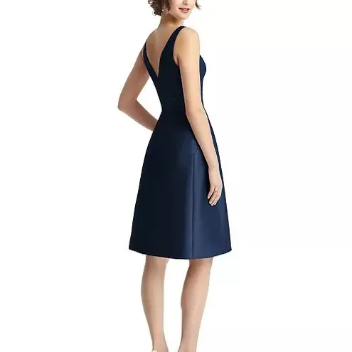 Alfred Sung NWT  Midnight Blue V-Neck A-Line Dress Size 18