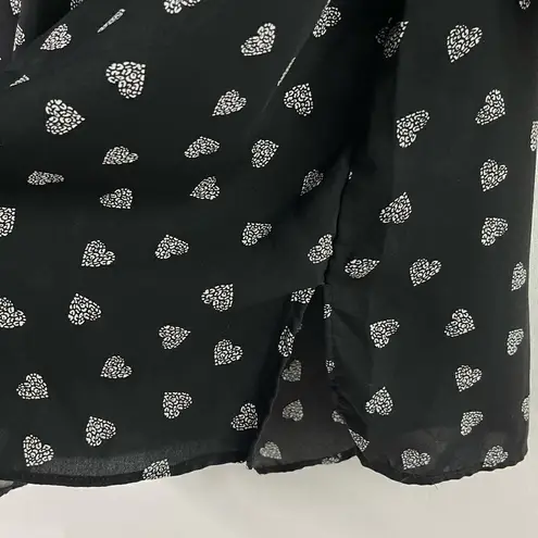 Jaclyn Smith Heart Print Roll Sleeve Blouse (Black) - Medium