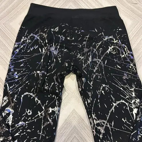 Electric yoga Women’s Black with Silver Splatter Fleece Lined Leggings