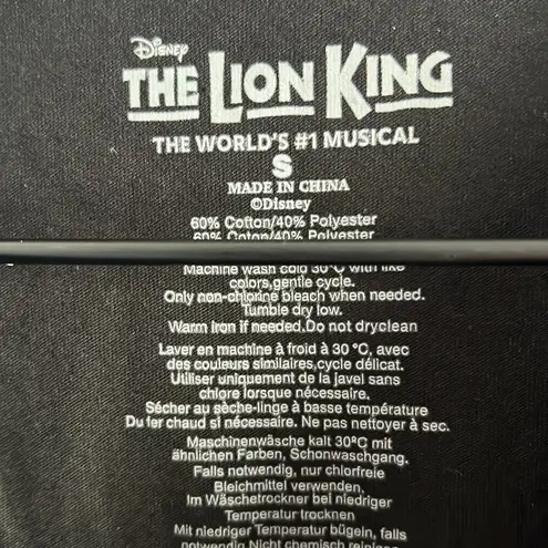 NWT  The Lion King Disney Theatrical Group Lion Head Rhinestone Tee Black