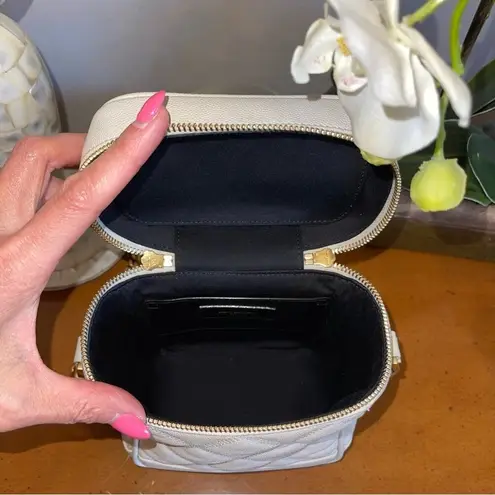 Saint Laurent LIKE NEW 80s Vanity YSL Crossbody Bag in Quilted Grained Leather