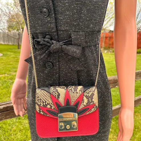 Furla METROPOLIS
Crossbody Mini Red/ Snake design
