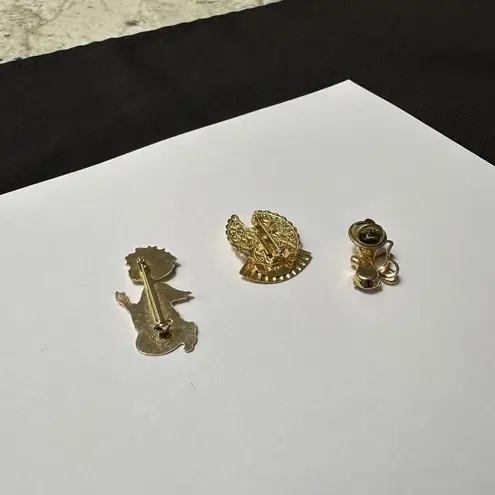 Lot Of 3 Angel Brooches / Lapel Pin Gold Tone 1 Signed Jane 1996 AOL