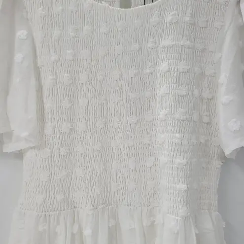 Kandra Womens Dress Medium White Smocked Flutter Sleeve Swiss Dot Flowy Midi NEW