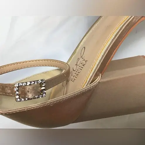 Jewel Badgley Mischka Women Gold Platform Shoes with jeweled buckle Sz. 8 EUC