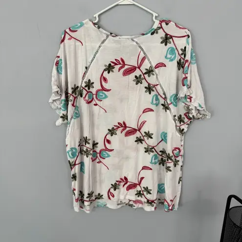 Liv Los Angeles Lightweight Crewneck Top w/ Embroidered Floral Vine Plus Size 2X