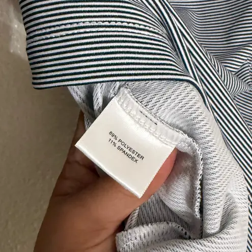 Peter Millar Vista Stripe Women's Golf Quarter Zip with embroidered logo size M