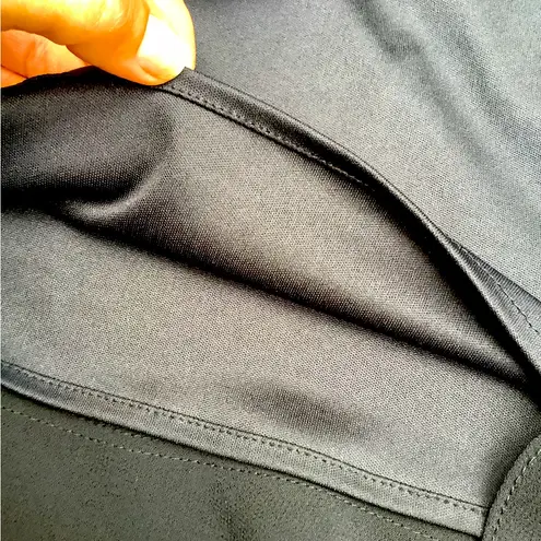 Cute comfy skirt 🦋 Black Size 12