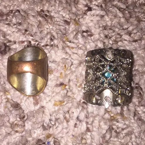 2 Costume Jewelry Rings; 1 Teal, & 1 Tan/Gold Size 6.5