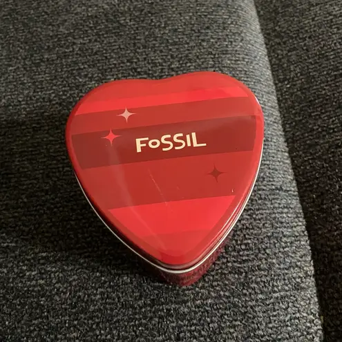 Fossil  Two-Tone Watch with Heart Tin - Image 4