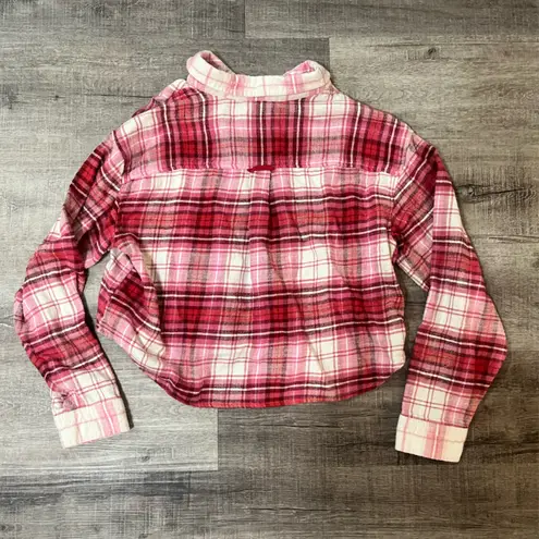 American Eagle  Cozy Cropped Flannel in Pink