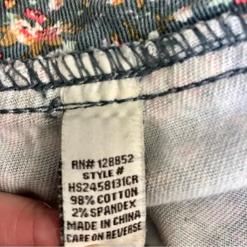 Hot Kiss Vintage 90s Y2K Cici Denim Short Floral Roses Jean Shorts Stretchy sz 6