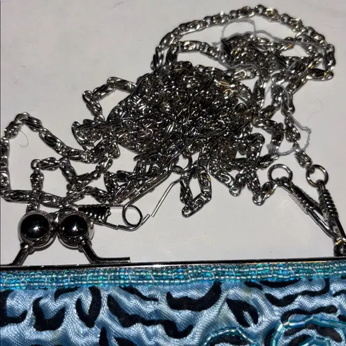 Source Unknown BLUE BEADED FLORAL KISS LOCK SHOULDER BAG SILVER CHAIN CROSSBODY STRAP GORGEOUS