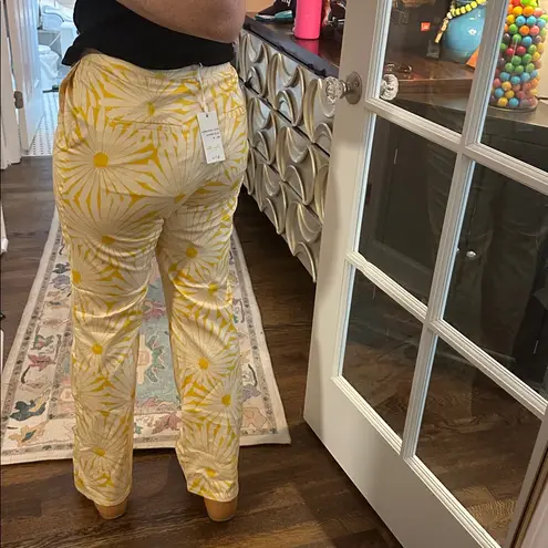 NWT Flora Bea NYC Daisy Pants Yellow White Size M