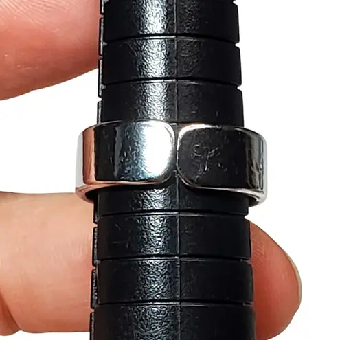 Silver Tone Ring Band Sz 7 Chunky Minimalist Basic