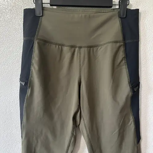 Sherpa Adventure Gear Leggings Hiking Running Athleisure Olive Green Medium