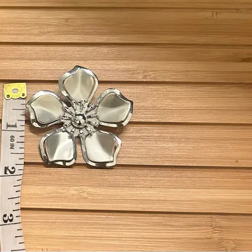 Silver Flower Brooch