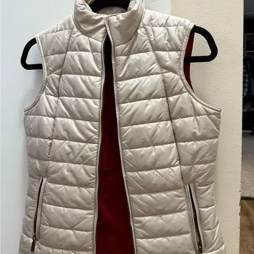 Barbour Cream Quilted Vest for Casual Wear