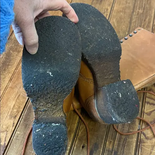 Vintage 1970s women’s Bort Carleton Brown Leather tall Lace