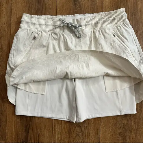 Athleta  Trekkie North Skort Women’s Sz 10 Magnolia White athletic tennis skirt