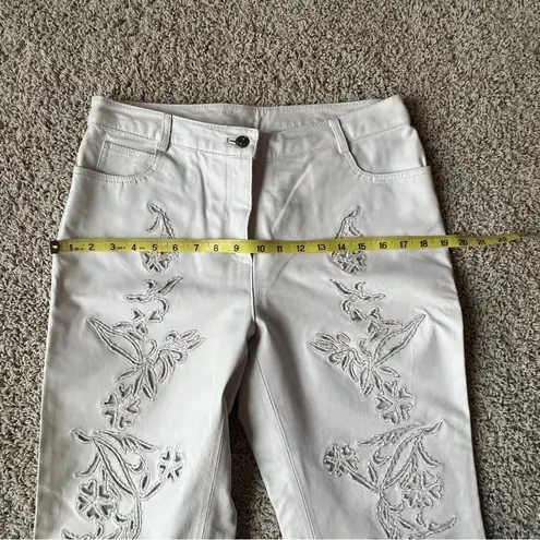 Newport News Vintage Jeanology Beaded Leather Pants Size 10 Cream Cutouts I2