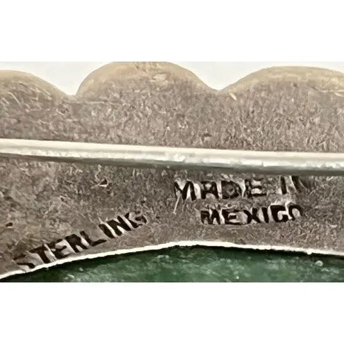 Vintage Mexico Sterling Silver Brooch Pin Jade sleeping Figures Oval Green
