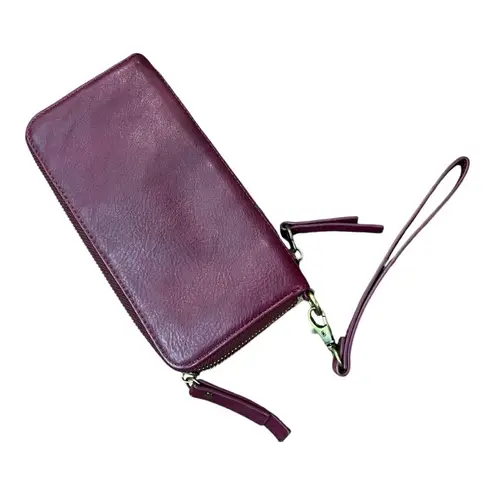 Joy Susan Chloe Purple vegan Leather Wristlet Clutch multi zip pockets wallet