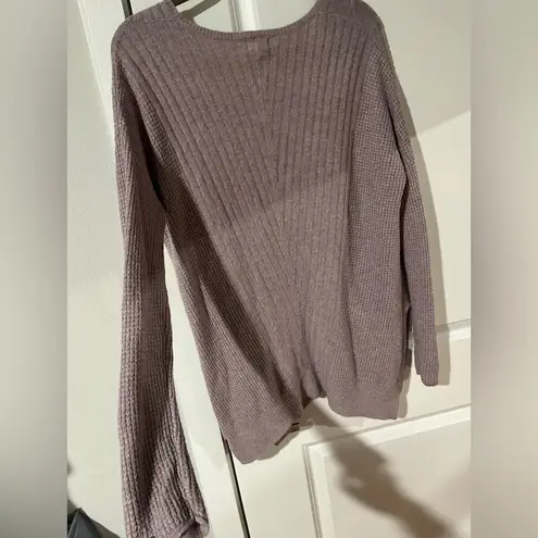 Caslon Brand Lilac Soft Sweater w/ Side Pockets & V Cut Side Slits - Size M