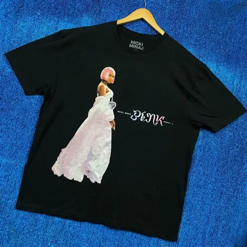 Nicki Minaj “Pink Friday” Album Graphic T-Shirt Size 2XL