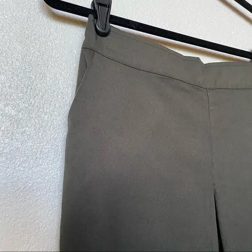 Ecru Pull On Olive Skinny Leg Pants Size Small