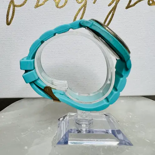 Buddy Boo Inc Tiffany Blue “Boo World’s Cutest Dog” Silicone Watch
