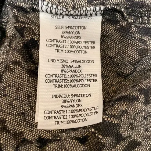 Ryu 1970's Style Lace Body Fringe Sleeve Blouse Cream Black. Size S (fits 14/16)