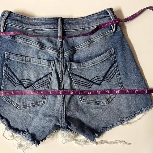 Idyllwind Light Medium Wash Blue Mid-Rise Cutoff Jean Shorts Size 2 GUC