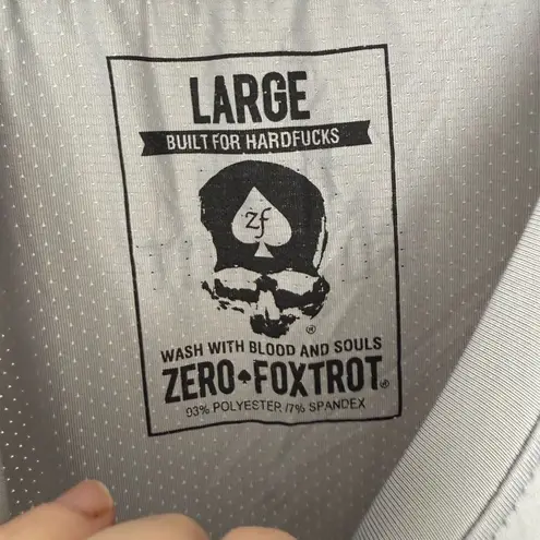 Zero Foxtrot Men’s Large Light Grey Athletic Tank Top Gray