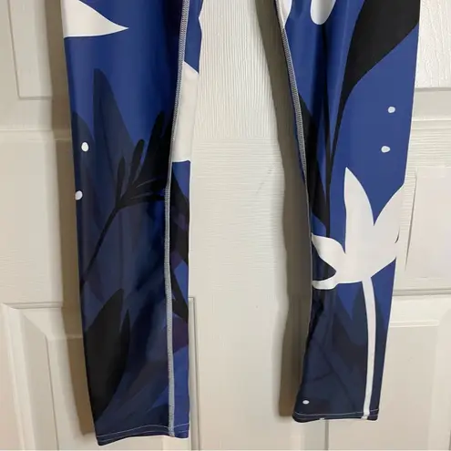 Loony Legs London Blue Leggings With White Floral Size Medium