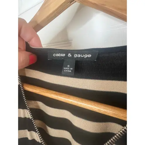 Cable & Gauge Women's Black Tan Striped Sleeveless Top Blouse Zipper Size Small