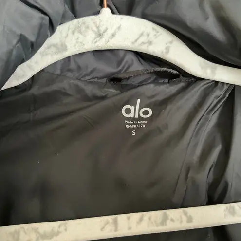 Alo Yoga Gold Rush Puffer Black S