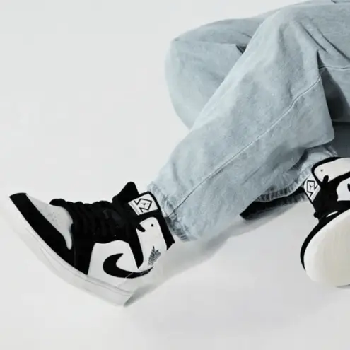 Nike  Air Jordan Diamond Shoes Sneakers Size 6.5 Youth equivalent 8 women’s