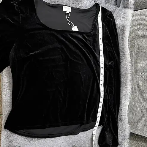 Gentle Fawn NWT Ariana 1X Black Velvet Blouse