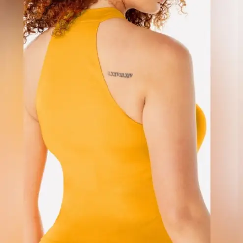 YITTY body butter orange mock neck halter tank size 1X