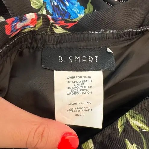 B. Smart Black Floral V-Neck Inverted Pleat Party Skater Mini Dress Size 9