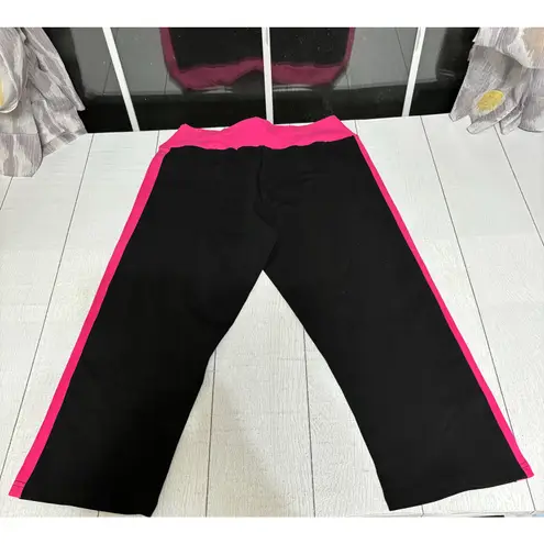 iLoveSia Raspberry Pink and Black Capri Leggings XL NWT