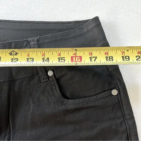 NWT! Black silver three button fly skinny jeans very stretchy size 16 or 1X