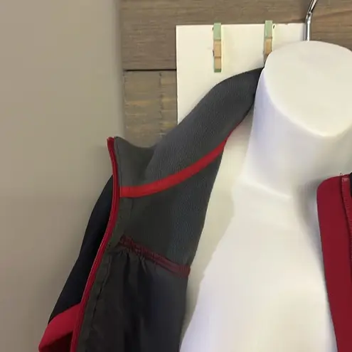 Land’s End Women’s Black Red Gray Zip