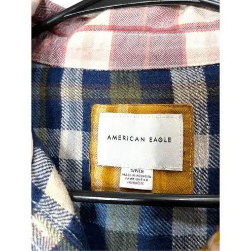American Eagle  Cozy Cabin Cropped Patchwork Plaid Flannel Shirt Size S - Image 4